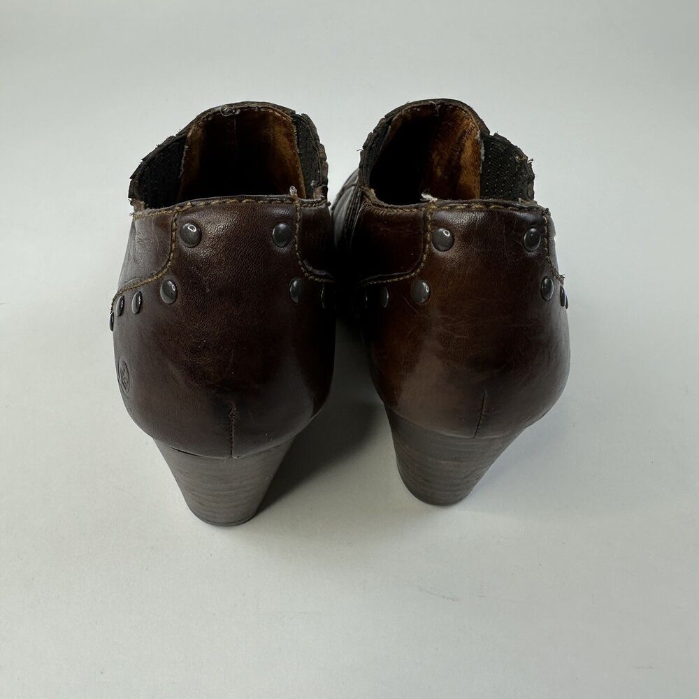 Born Womens Tour Boots sz 8 M Block Heel Bootie Leather Western Brown Studded - Picture 4 of 12